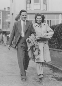 Joyce and Jack Wordsworth Broadstairs September 1947