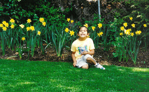 Jessica with daffodils