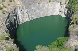 Kimberley South Africa – Home of the “Big Hole” Diamond Mine