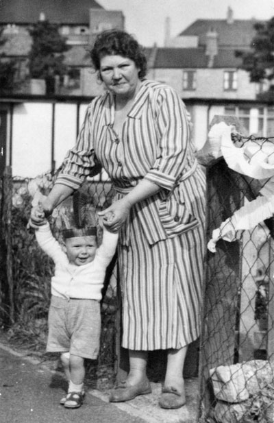 John Wordsworth 1st Birthday with Gramma Healy